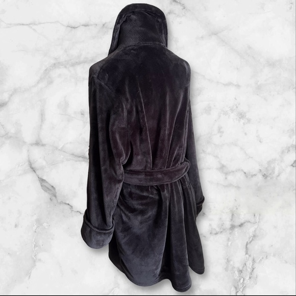Black Ultra Soft Short Robe - Picture 2 of 5